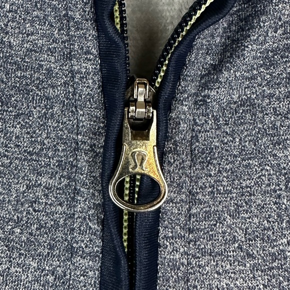 Lululemon Criss Cross Quarter Zip Pullover Size 10 Gray Heathered Blue Trim - Picture 2 of 9
